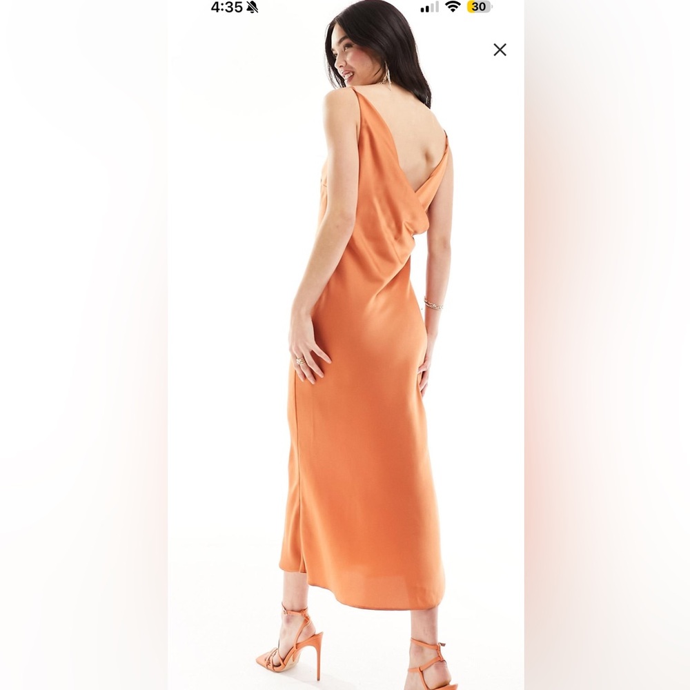 Elegant Orange Sleeveless Dress